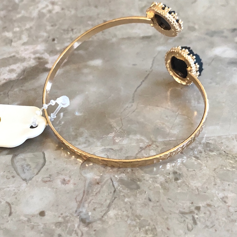 Black faux Druzy cuff bracelet - Picture 5 of 6